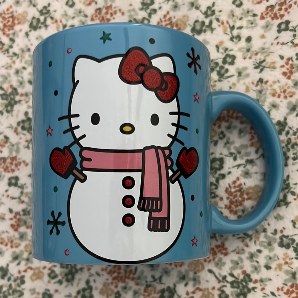 Hello Kitty 20 oz Mug NWOT Blue with Winter Design